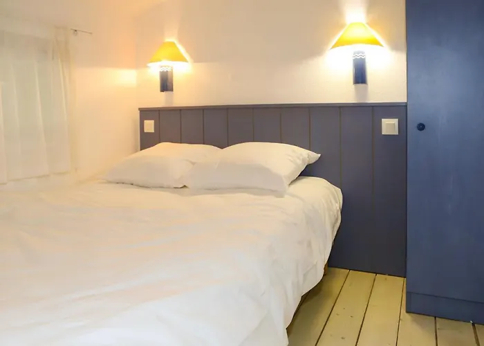 Apartment Les Sables Vignier-1 By Interhome